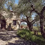 Leeda's Village 4*