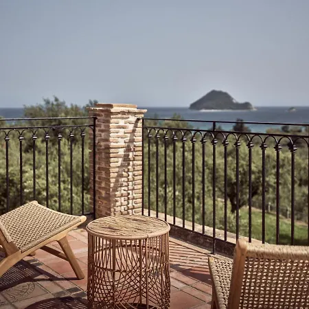 Leeda's Village Apart-hotel