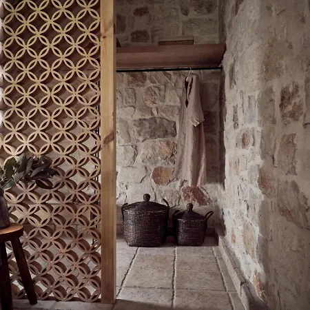 Apart-hotel Leeda's Village 4*