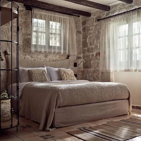 Апарт-отель Leeda's Village Литакия